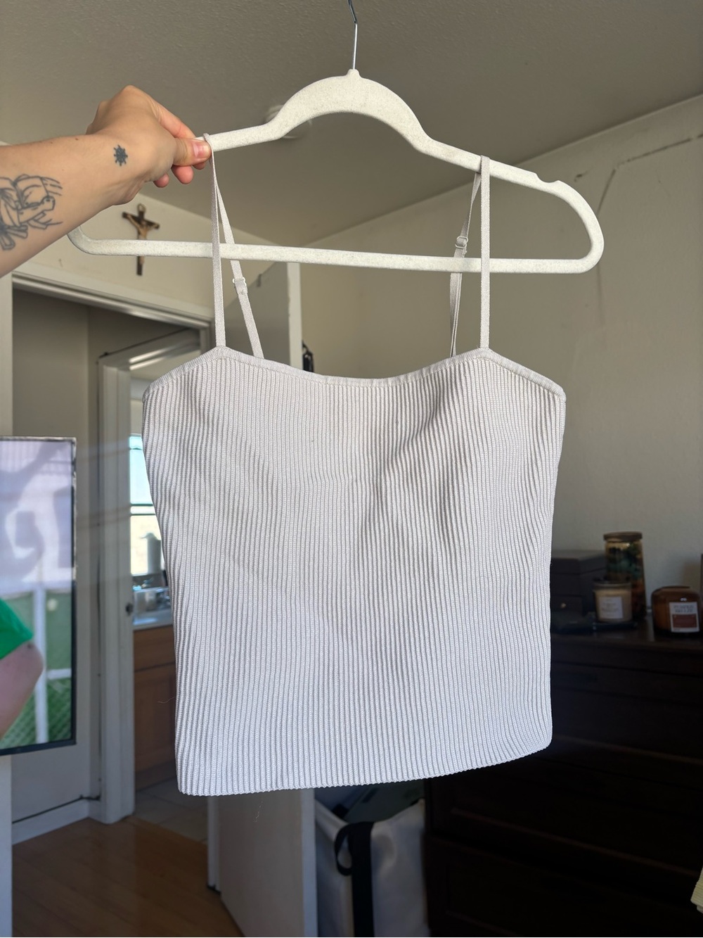 Babaton White Ribbed Spaghetti Strap Camisole
